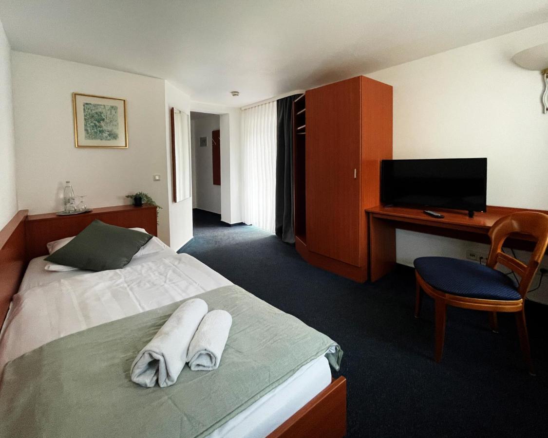 Hotel Am Malerwinkel 베르트하임 외부 사진