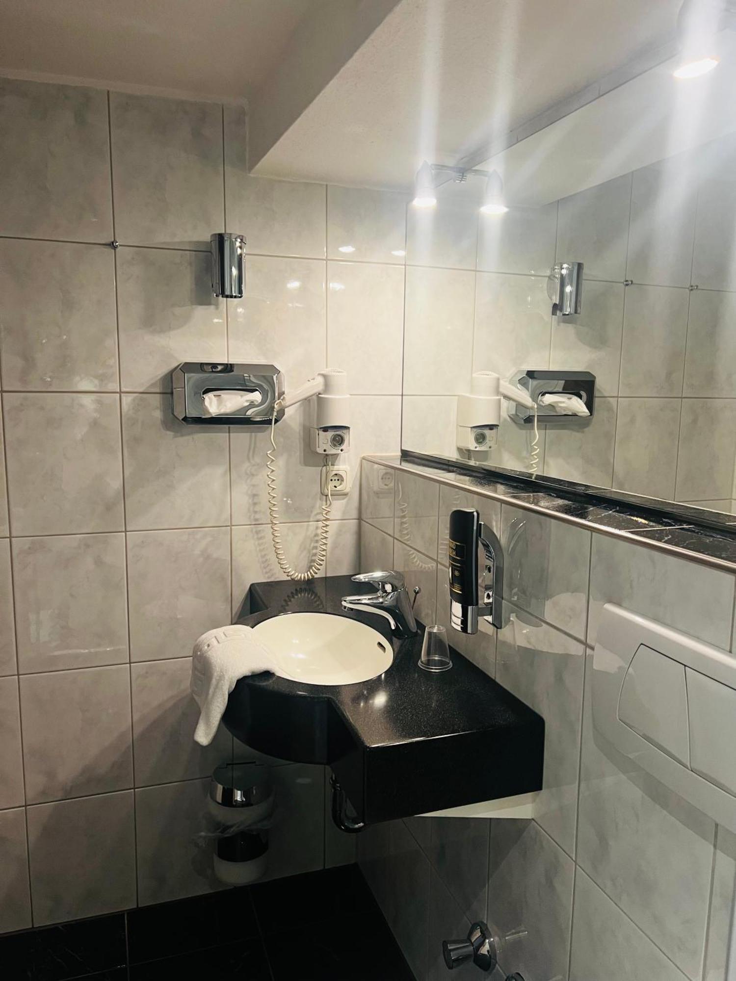 Hotel Am Malerwinkel 베르트하임 외부 사진