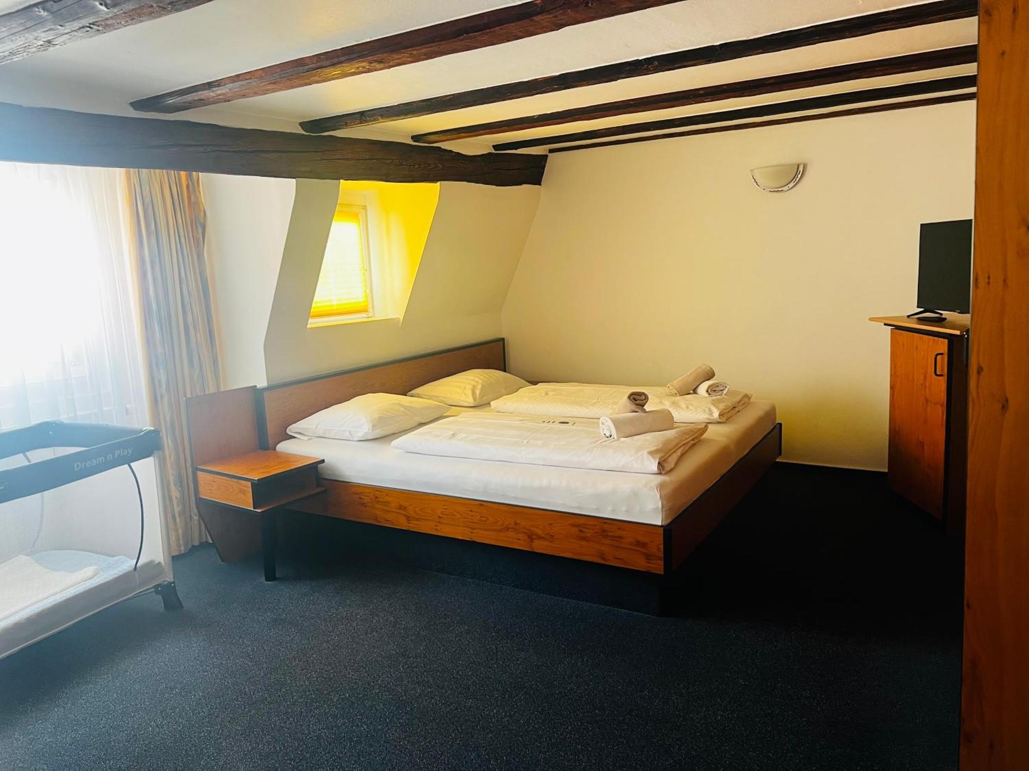 Hotel Am Malerwinkel 베르트하임 외부 사진