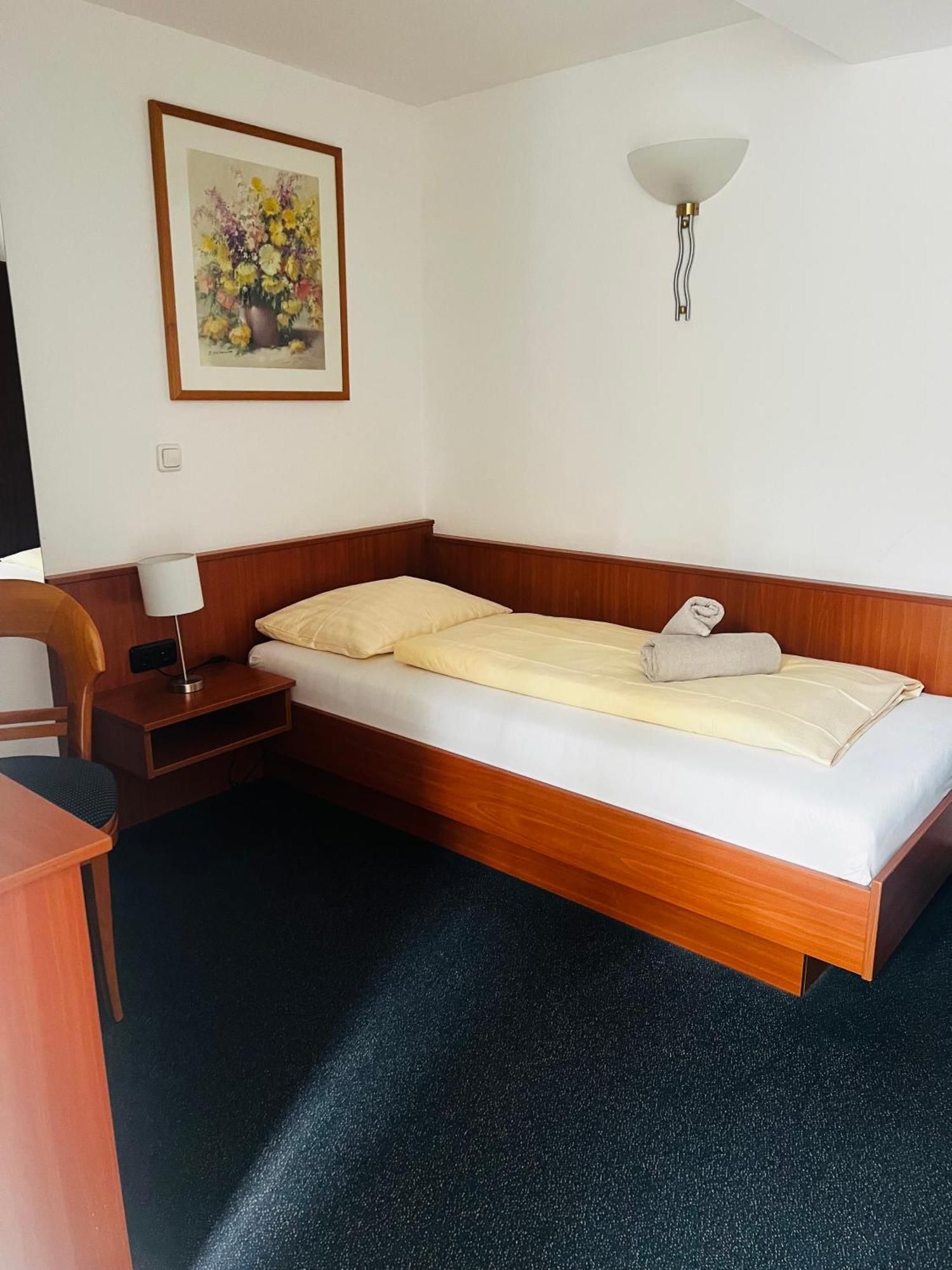Hotel Am Malerwinkel 베르트하임 외부 사진